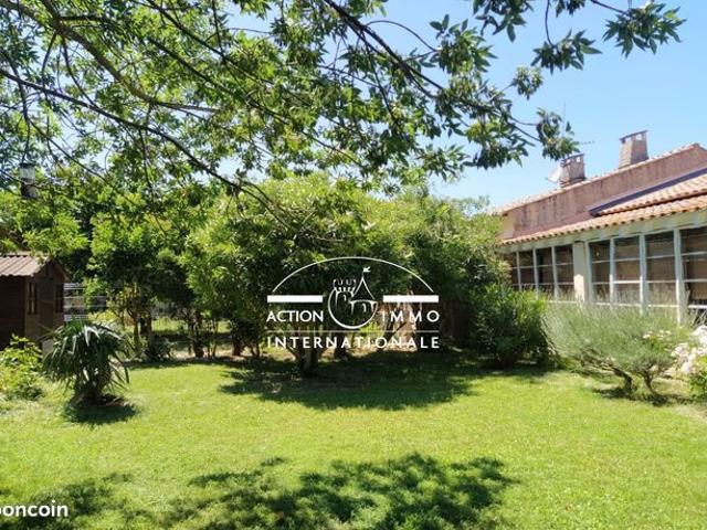 Villa 5 pièces 146 m²