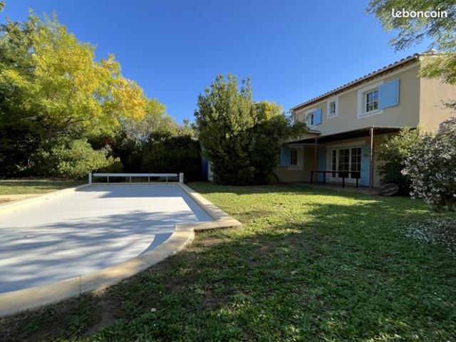 Villa 5 pièces 146 m²