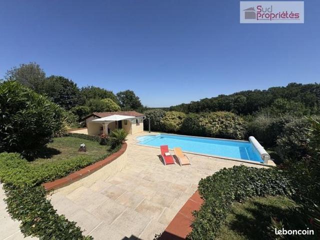 Villa 5 pièces 146 m²