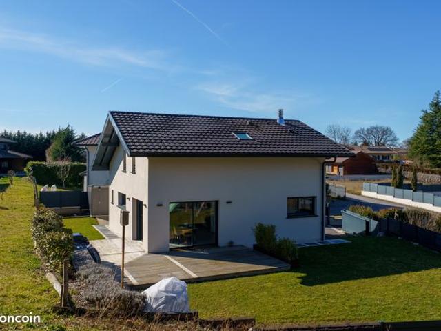 Villa 5 pièces 147 m²