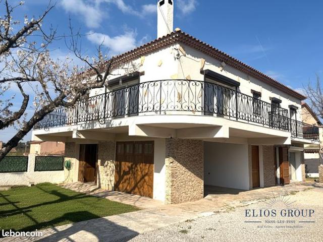Villa 5 pièces 147 m²