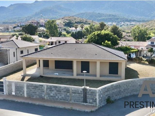 Villa 5 pièces 147 m²