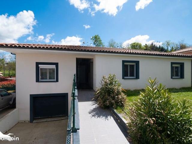 Villa 5 pièces 147 m²