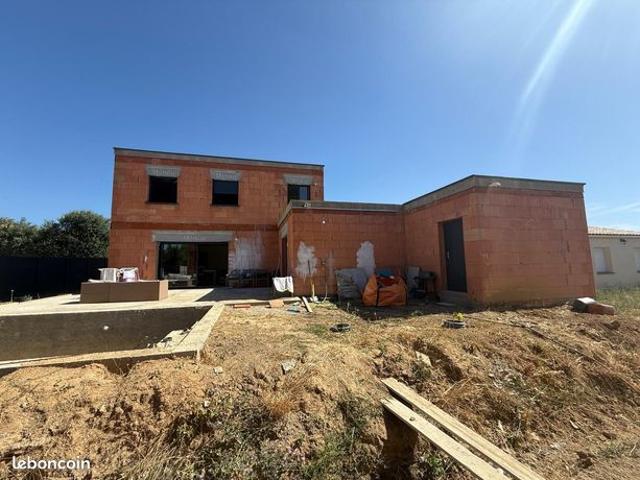 Villa 5 pièces 147 m²