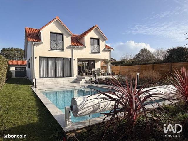Villa 5 pièces 147 m²