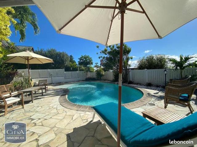 Villa 5 pièces 147 m²