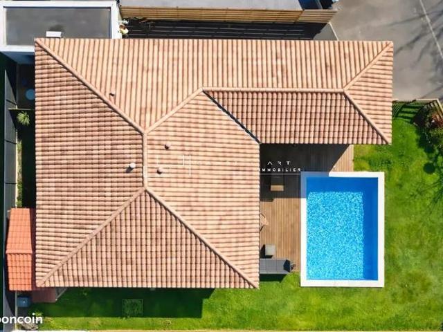 Villa 5 pièces 148 m²
