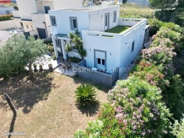 Villa 5 pièces 148 m²