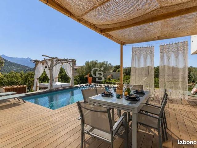 Villa 5 pièces 148 m²
