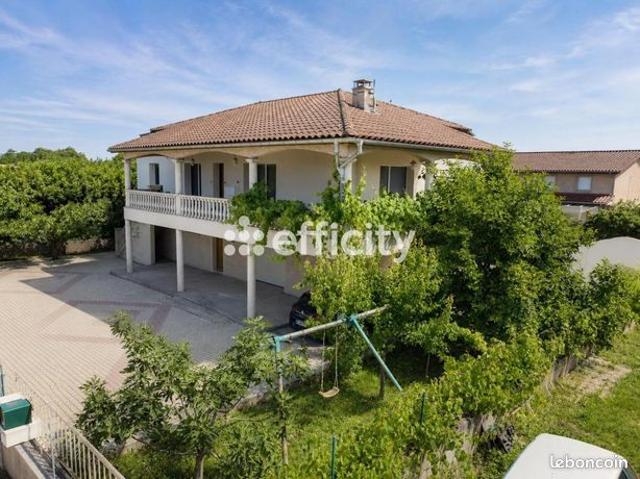Villa 5 pièces 148 m²