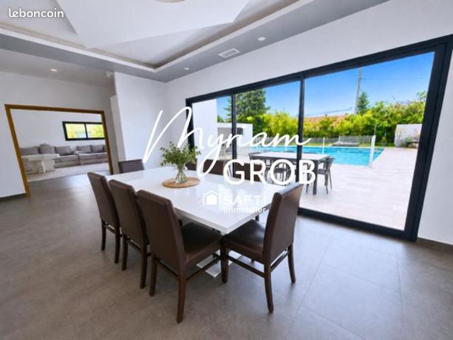 Villa 5 pièces 149 m²