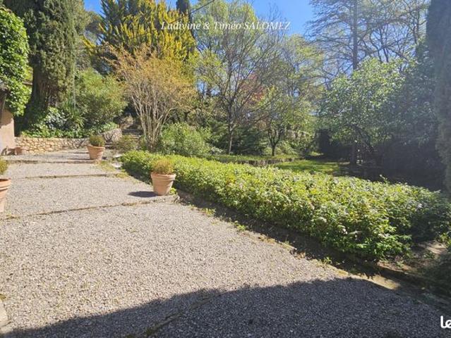 Villa 5 pièces 150 m²