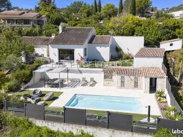 Villa 5 pièces 150 m²