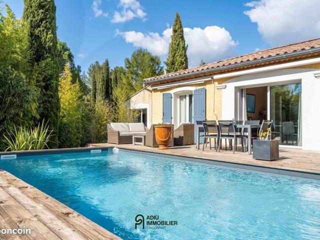Villa 5 pièces 150 m²