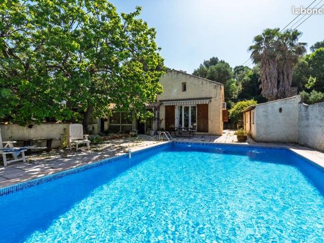 Villa 5 pièces 150 m²