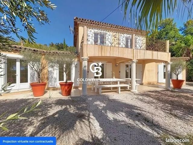 Villa 5 pièces 150 m²
