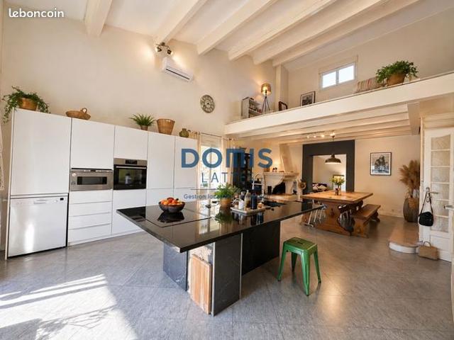 Villa 5 pièces 155 m²