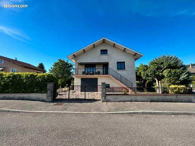 Villa 5 pièces 150 m²