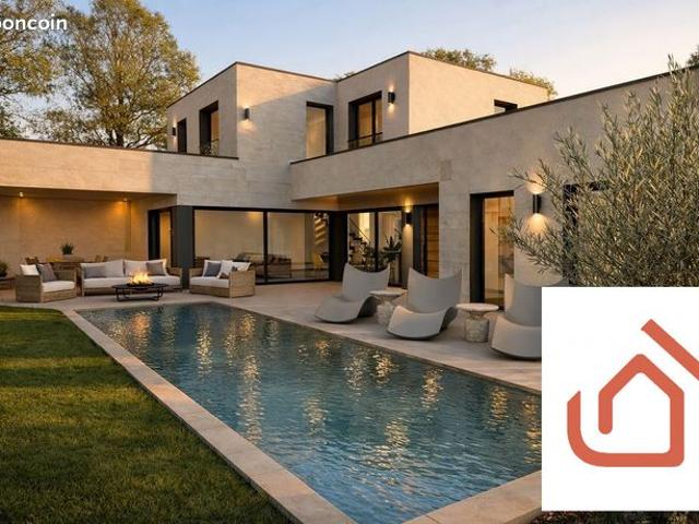 Villa 5 pièces 150 m²