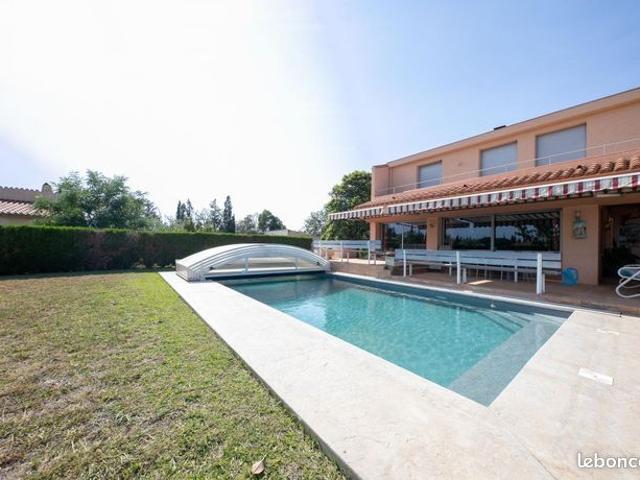 Villa 5 pièces 150 m²