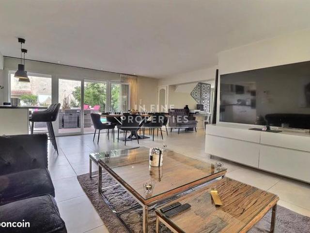 Villa 5 pièces 150 m²