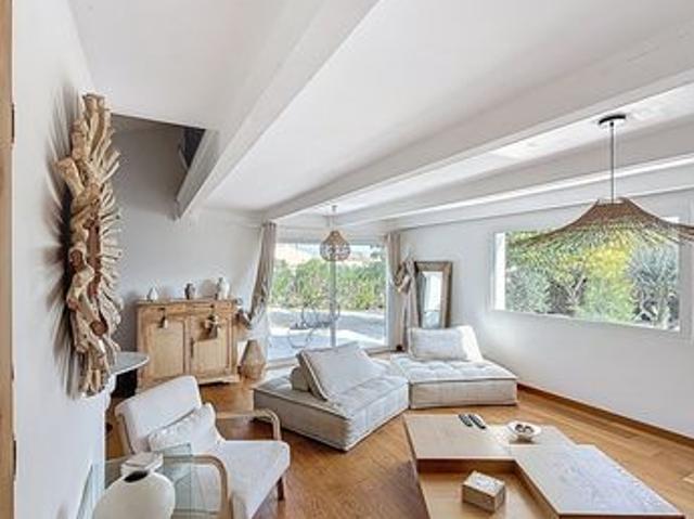 Villa 5 pièces 150 m²