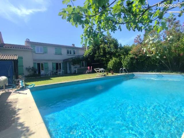 Villa 5 pièces 150 m²