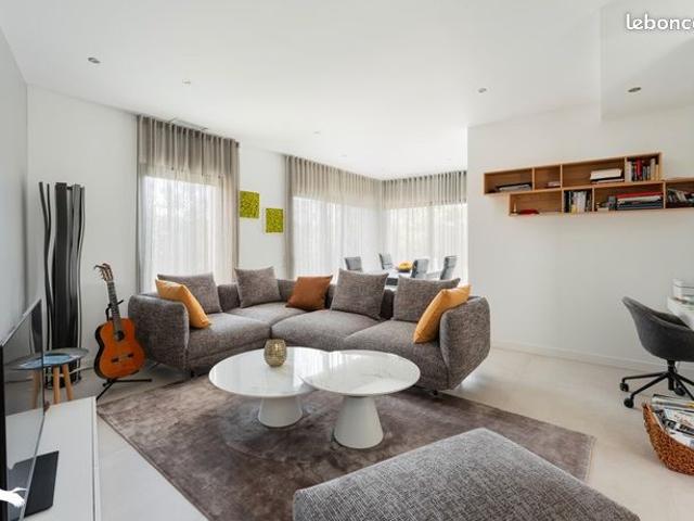 Villa 5 pièces 150 m²