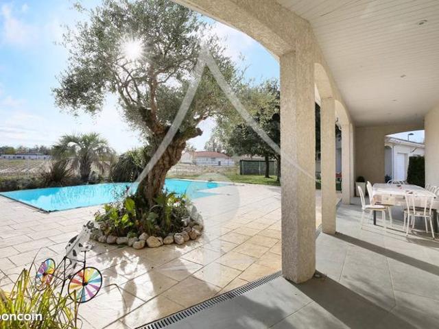 Villa 5 pièces 150 m²