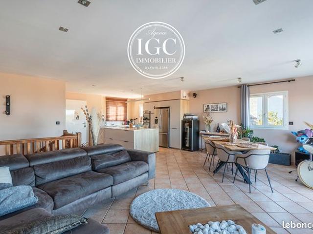 Villa 5 pièces 150 m²