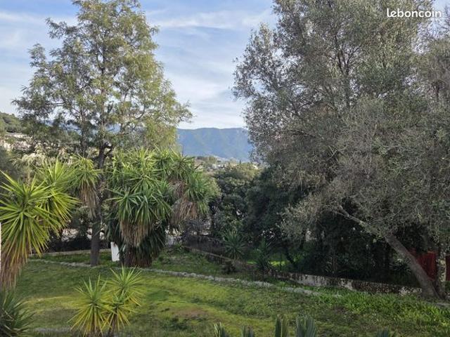 Villa 5 pièces 150 m²