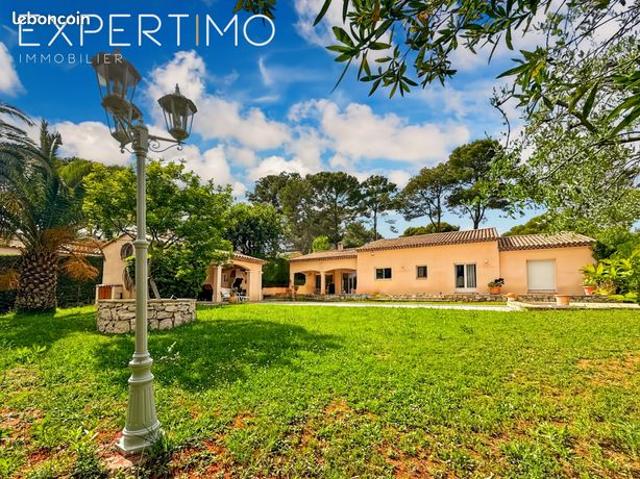 Villa 5 pièces 150 m²