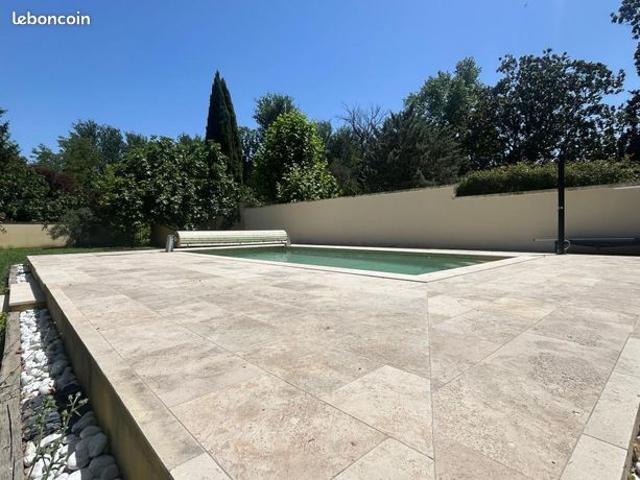 Villa 5 pièces 150 m²