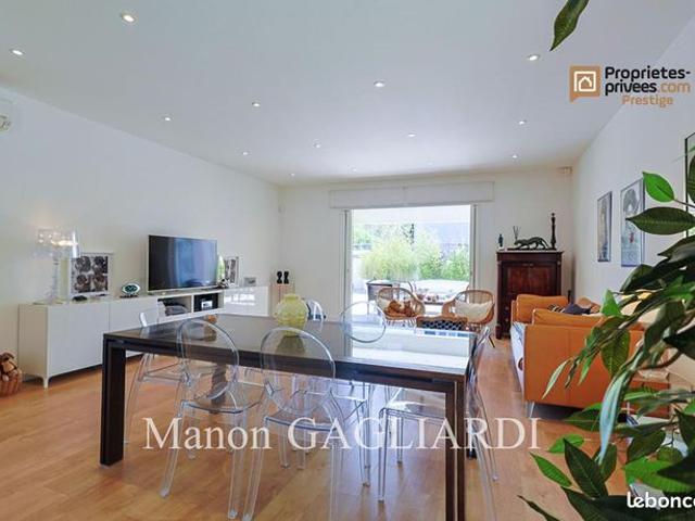 Villa 5 pièces 150 m²