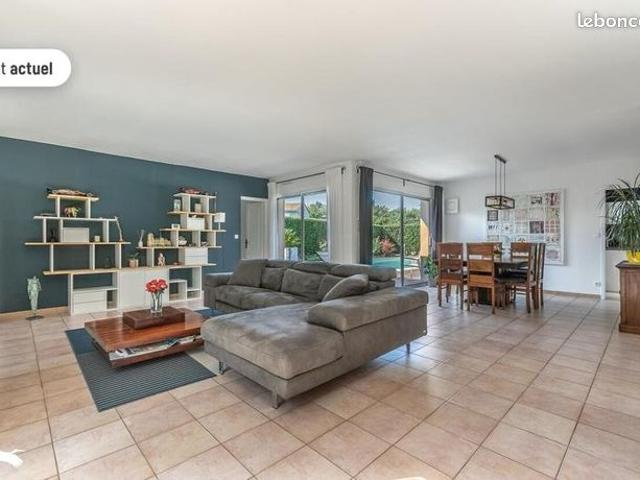 Villa 5 pièces 150 m²