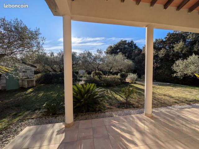 Villa 5 pièces 150 m²