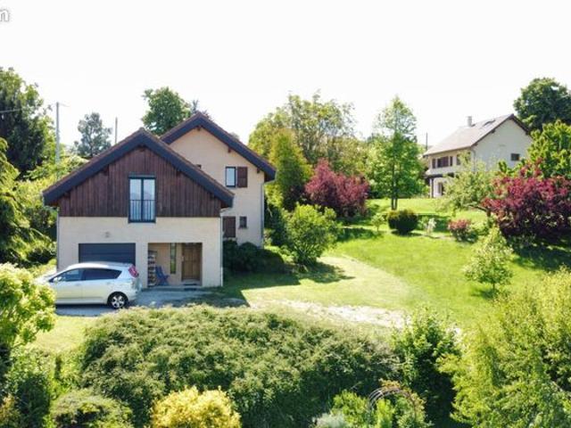 Villa 5 pièces 151 m²