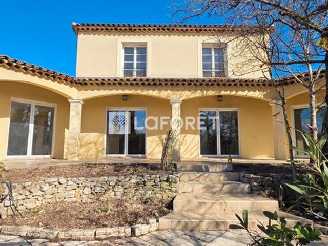 Villa 5 pièces 152 m²