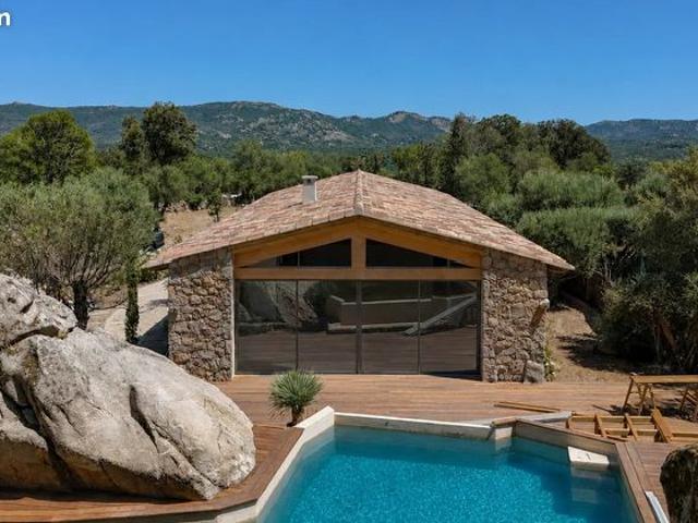 Villa 5 pièces 152 m²