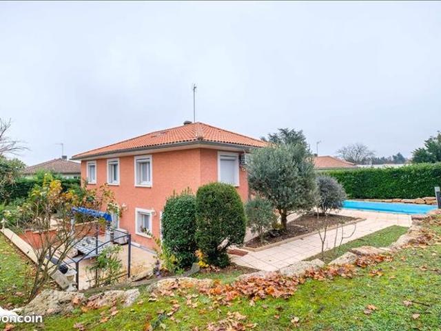 Villa 5 pièces 152 m²