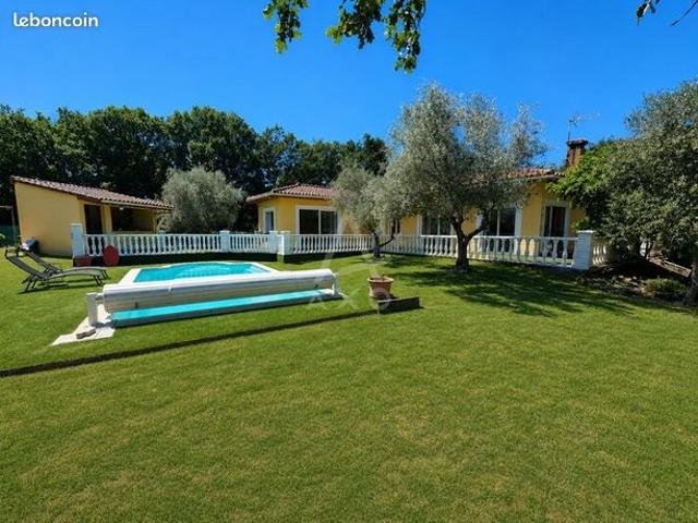 Villa 5 pièces 152 m²