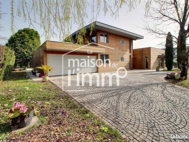 Villa 5 pièces 152 m²