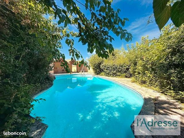 Villa 5 pièces 152 m²