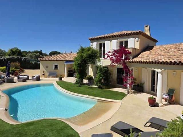 Villa 5 pièces 153 m²