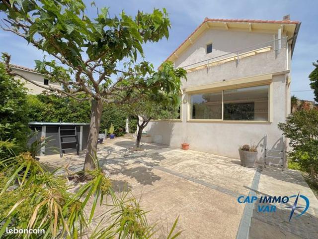 Villa 5 pièces 153 m²