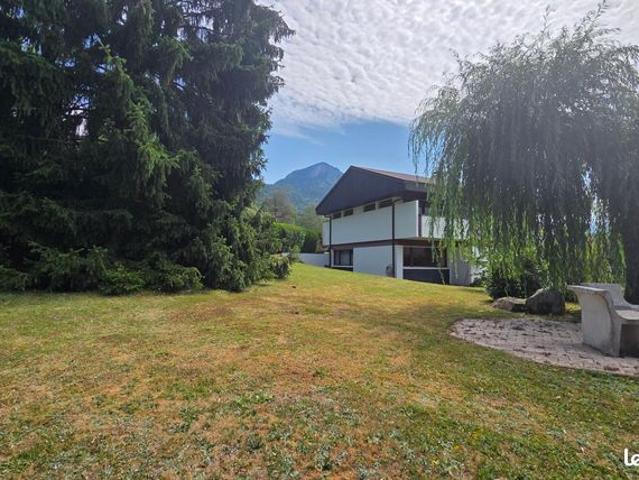 Villa 5 pièces 153 m²