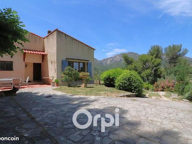 Villa 5 pièces 153 m²