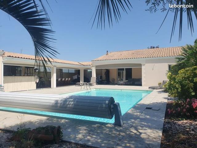 Villa 5 pièces 154 m²