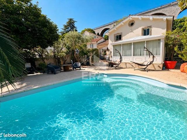 Villa 5 pièces 154 m²
