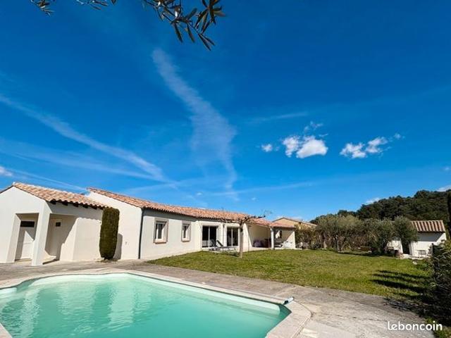 Villa 5 pièces 154 m²